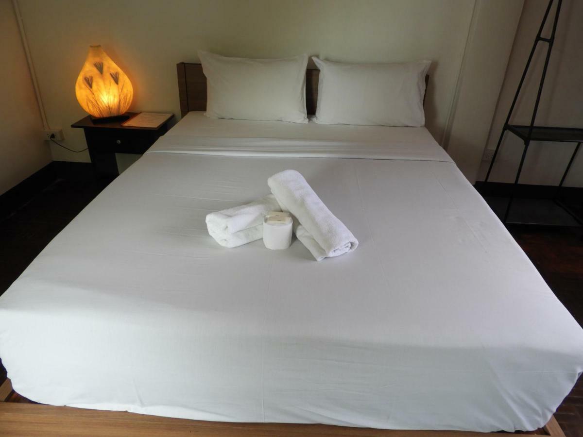 P'Lyn House Hotel Chiang Mai Exterior photo